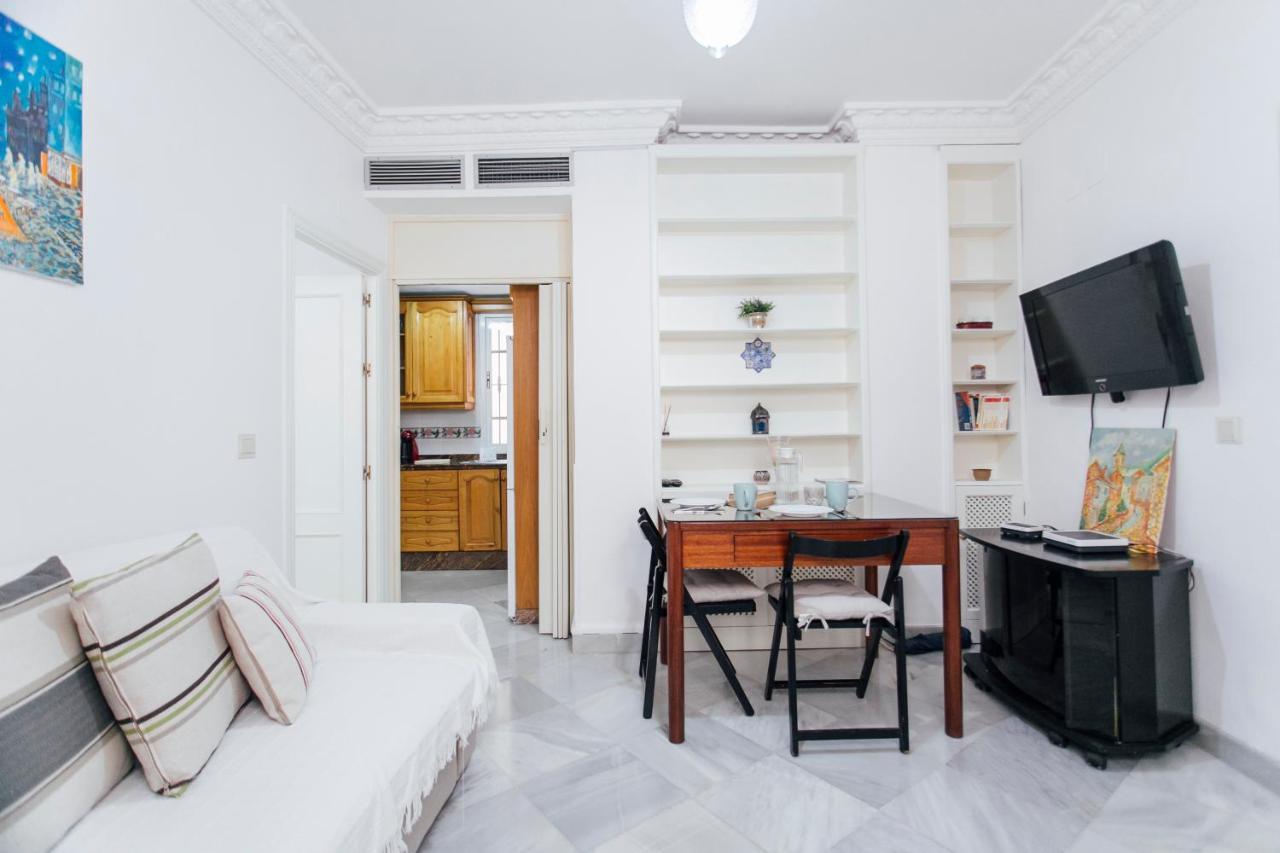 Cozy And Bright- 1Bd 1Bth - La Alfalfa Sevilha Exterior foto